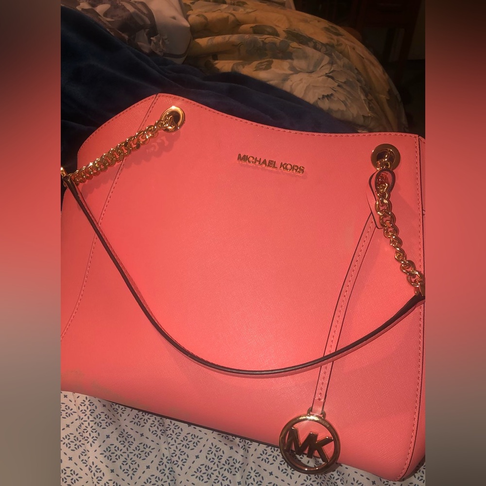 Michael kors purse